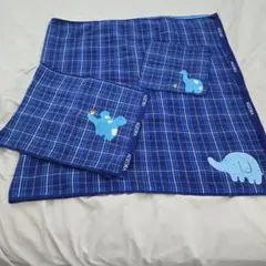 ゾウのアオ、ゾーラ刺繍入り青チェックタオルセット