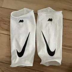 NIKE Mercurial シンガード ホワイト
