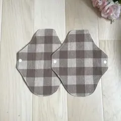 Item thumbnail for item 4b642280-3f2f-44ed-938e-168d857b5d1d