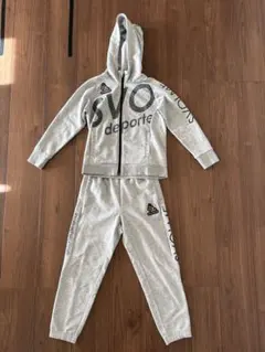 SVOLME ジャージ　スウェット　上下　130㎝