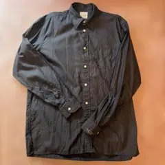 カールヘルム　ブラックのシャツ　Lサイズ