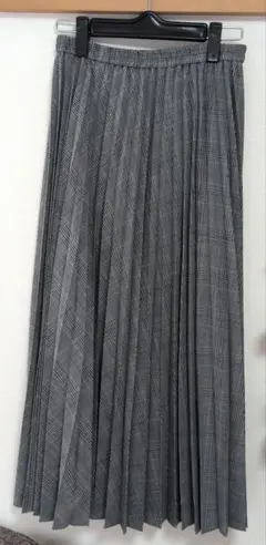 美品✨ユニクロプリーツスカートSサイズチェック柄グレー
