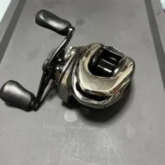 シマノ21アンタレスDC ノーマルギア 秦拓馬サイン入り！ シマノ21アンタレスDC ノーマルギア 秦拓馬サイン入り！ - メルカリ