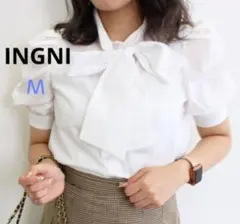 【美品】INGNI 半袖ボウタイブラウス パフスリーブ オフホワイト Ｍ