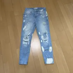 ZARA スキニーデニム ペイント加工 ダメージジーンズのサムネイル