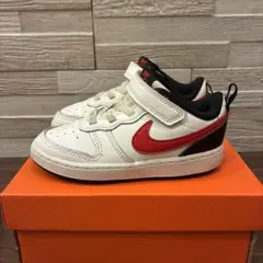 NIKE スニーカー