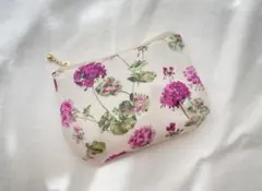 Item thumbnail for item d2316ce4-a792-4d23-a5ee-644f19e57e8b