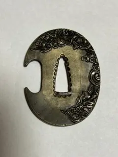 時代物 雲龍文様 小鐔 脇差 短刀用 鐔 龍彫刻 金工細工 武具 時代物 雲龍文様 小鐔 脇差 短刀用 鐔 龍彫刻 金工細工 武具 - メルカリ