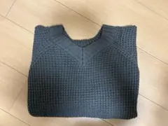 【中古品】ダークグレー Vネック 長袖ニット