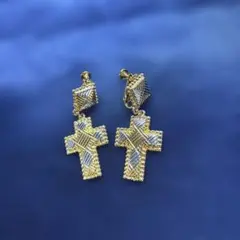 MARIO VALENTINO クリップ式　イヤリング　十字架