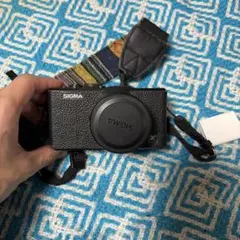 SIGMA DP2sコンパクトデジタルカメラ 本体 三脚セット