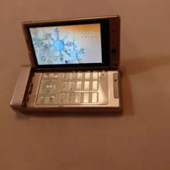 かんたん携帯10 NP807SH ゴールド 折りたたみ携帯電話 - メルカリ