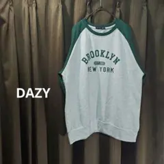 DAZY　カジュアル　ラグランロングTシャツ