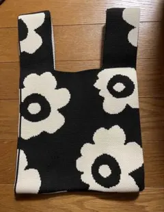 Item thumbnail for item 284d881f-f3fa-4d2a-85fc-4fe09ca1adbb