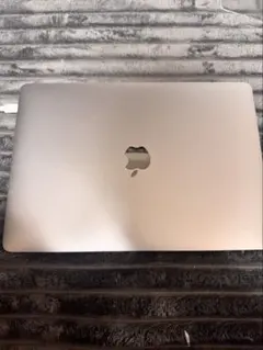 J*W様 MacBook Pro13インチ