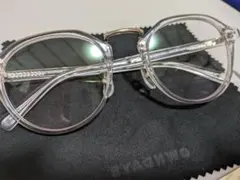 オンデーズ　クリアフレーム PCメガネ