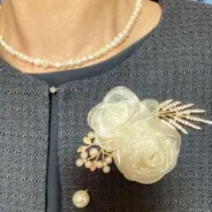ブローチ【華やか上品】シフォン×パールの花❉結婚式披露宴発表会にぴったり♪③