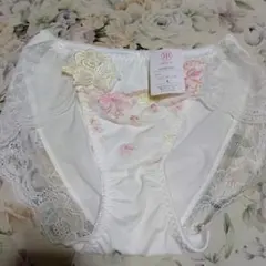 ホワイト花柄、リボン刺繍ショーツ Lサイズ 新品