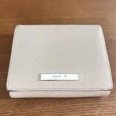 【agnes b. アニエスベー】Erika 本革レザー 二つ折り財布 ベージュ