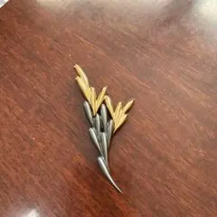 La Valse ゴールド　ブローチ ヴィンテージ