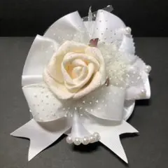 ホワイトローズブローチ