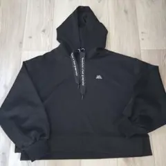 フード付きパーカー　ラブトキシック 150