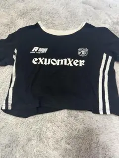 XOXO kisskiss クロップド丈 半袖Tシャツ ブラックのサムネイル
