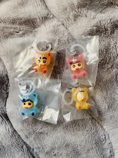 クレヨンしんちゃん みんなでくまパジャマ めじるしアクセサリー セミコンプリート