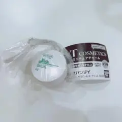 ガチャガチャ　VT COSMETICS ミニチュアチャーム　パウダー