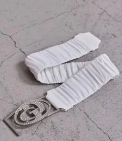 GYDA 白のダウンのベルト