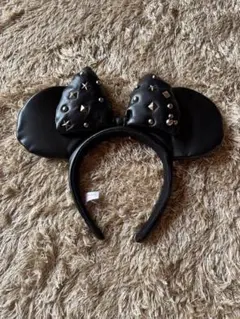 ミッキーマウス　カチューシャ 黒 スタッズ付き　レザー　ミニー　ディズニー