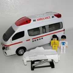 トイコー サウンド＆ライト ニッサン パラメディック救急車 ストレッチャー 人形のサムネイル