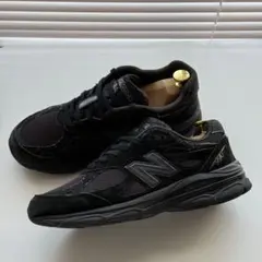 NEW BALANCE M990TB3