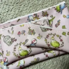 お得‼️ハンドメイド☆ファスナーポーチ☆フラワーバードピンクラミネートポーチ800