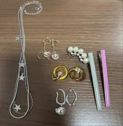 アクセサリーまとめ売り　ネックレス/イヤリング/イヤーカフ/ヘアアクセ
