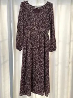 花柄ブラウン長袖マキシドレス