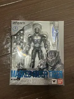 ほぼ新品！美品！輸送箱付き！ ネビュラ フィギュアーツ - メルカリ