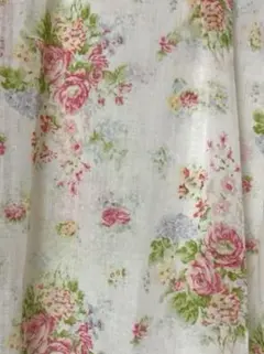未使用★ローラアシュレイ　ばら柄　お花模様　大判ストール　UVカット　冷房対策のサムネイル