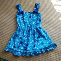 【本日限定値下げ】花柄フリル付きワンピース水着　サイズ130