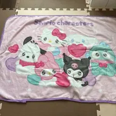 サンリオ　ひざ掛け