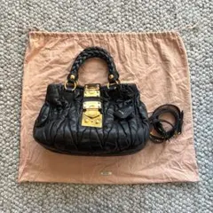 正規品✨MIUMIU 2way マテラッセ　ハンドバッグゴールド　ブラック