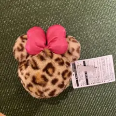 東京ディズニーリゾート ミニーマウス ヒョウ柄 レオパード柄 ポーチ ①