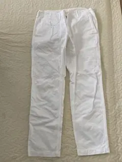 【未使用】ユニクロ ヴィンテージレギュラーフィットチノ 白 W79cm M