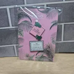 チャングンソク café PLENO ピンク植物モチーフキーホルダー - メルカリ