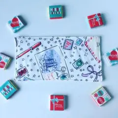 素敵✴︎リバティ　クリスマス　ハーフハンカチ　スタンプドウィズマジック白×星の綿麻