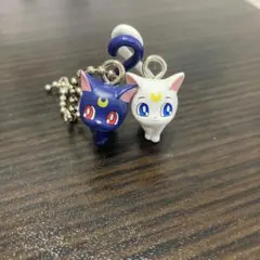 セーラームーン ルナ アルテミス ピンバッジ3点セット 猫 月 星 新品