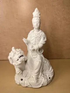 樋渡陶六作 岩座観音 白磁彫 銘窯 肥蝶山 日本工芸会正会員 - メルカリ