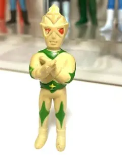 レア 無版権 イナズマン パチソフビ ブーツ金色 - メルカリ
