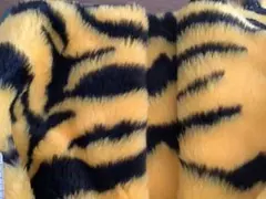 ファー　ボア　トラ柄