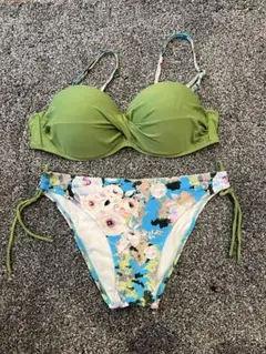 Item thumbnail for item 232b0c7f-e147-4146-9061-e42cd38a233b